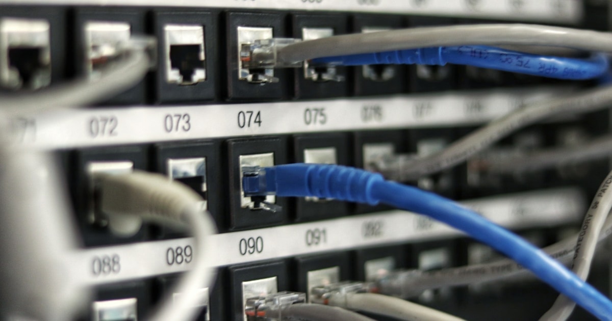 Illustration pour Edge Computing 2025 : Cloudflare, Vercel et Fastly en Comparaison